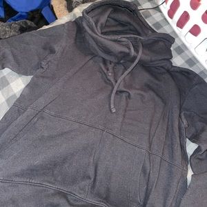 Turtle neck sweatshirt.